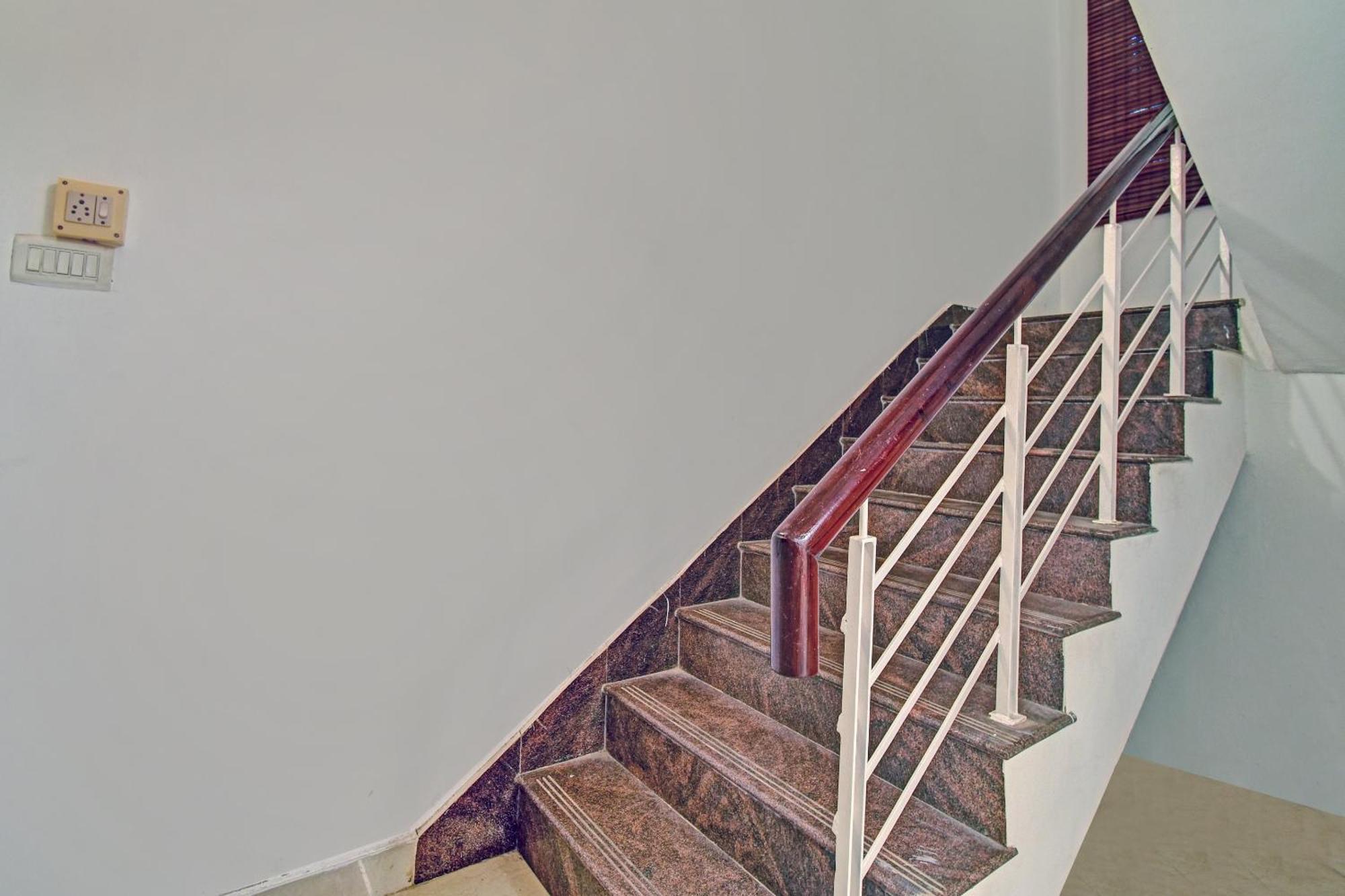 צ'נאי Hotel O Dakshin Villa Ecr מראה חיצוני תמונה