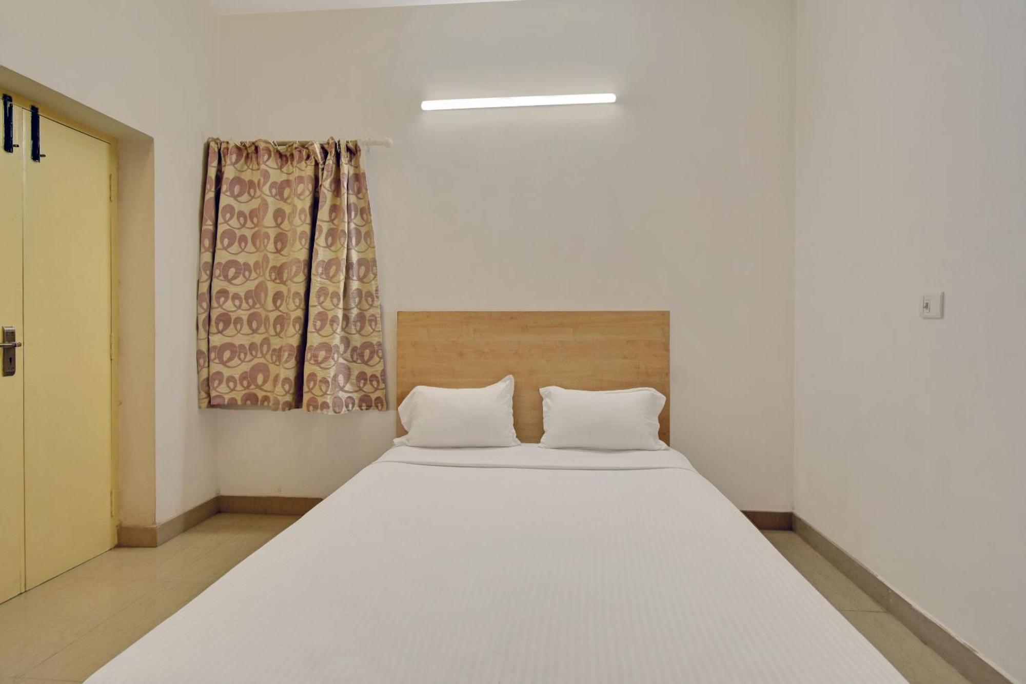 צ'נאי Hotel O Dakshin Villa Ecr מראה חיצוני תמונה